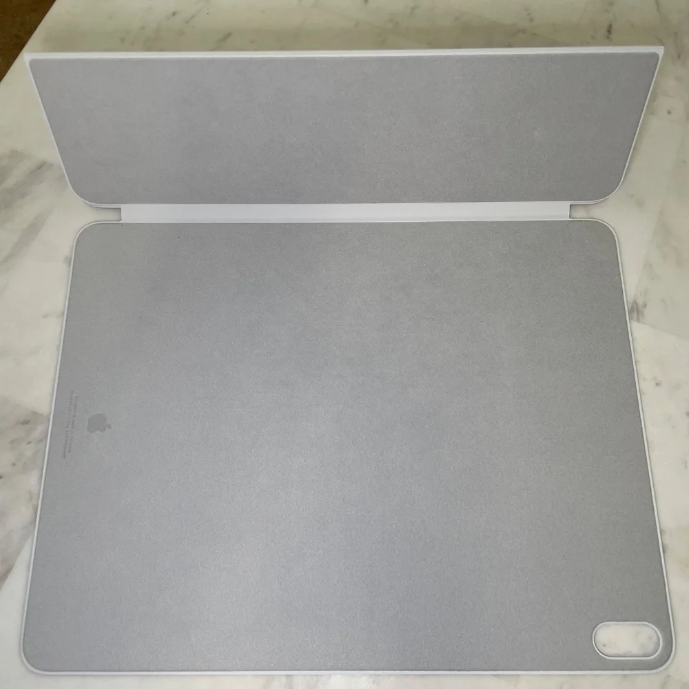 iPad Pro (12.9 in, 3rd generation) Smart Folio
